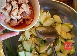 西葫芦炒肉片的做法图解4