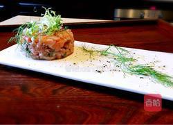 【三文鱼沙拉】的做法图解10