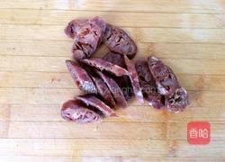 腊肠炒芦笋的做法图解3