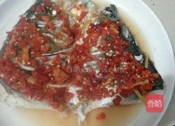 剁椒鱼头的做法图解7