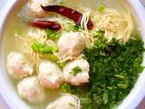 鱼丸干豆腐丝鲜汤