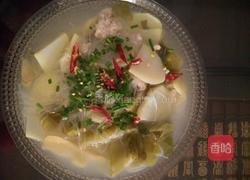 酸菜土豆粉丝汤的做法图解4