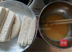炸馒头条的做法图解1