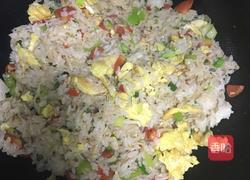 爽口蛋炒饭的做法图解4