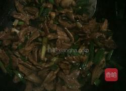 大蒜炒肉的做法图解10