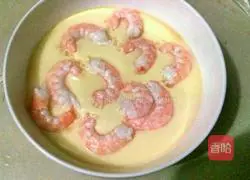 Illustration of how to make steamed eggs with shrimps 7