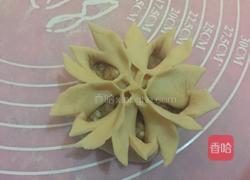 圣女果汁牡丹花蒸饺的做法图解8