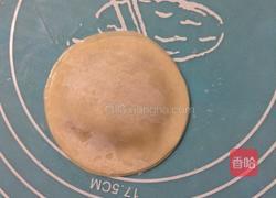 饺子皮香蕉馅饼的做法图解4