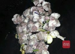 萝卜牛腩的做法图解4