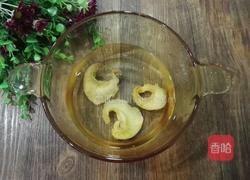 石斛海马鱼翅汤的做法图解2