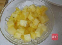 菠萝排骨的做法图解1