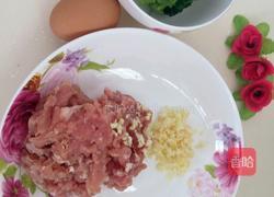 小白菜丸子汤的做法图解1