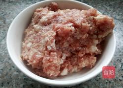 老面韭菜猪肉馅包子的做法图解3
