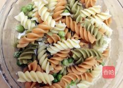 蔬菜炒意面的做法图解4