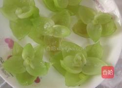 翡翠菜心的做法图解8