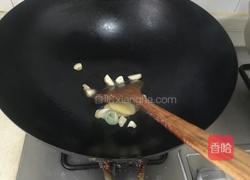 葱姜炒鳕蟹的做法图解3