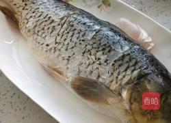 酸辣木耳鱼的做法图解1