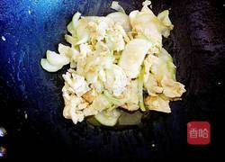 西葫芦炒鸡蛋的做法图解6