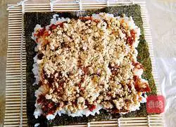 Illustration of how to make flavored sushi 6