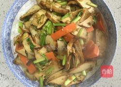 烟熏干炒芹菜的做法图解6