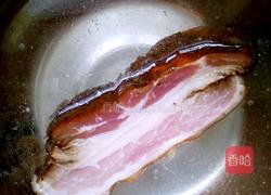 腊肉炒蒜台的做法图解1