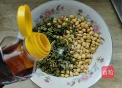 嫩芽香椿拌黄豆的做法图解5