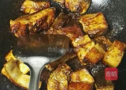 蒜爆腊鱼块的做法图解2