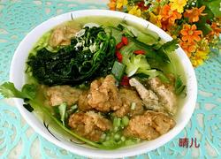 酥肉黄瓜芨菜汤