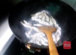 韭菜炒蛏子的做法图解3