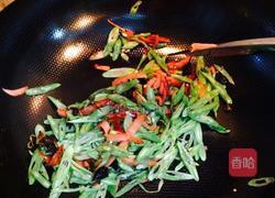火腿炒四季豆的做法图解4