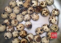 五香茶叶鹌鹑蛋的做法图解2