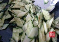 黄瓜炒鸡蛋的做法图解4