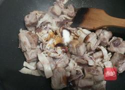 墨鱼干烧排骨的做法图解7