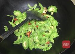 苦瓜炒鸡蛋的做法图解6