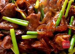 梅花肉烧蒜苔粉条的做法图解13
