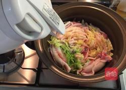 白菜梅花肉千层锅的做法图解7