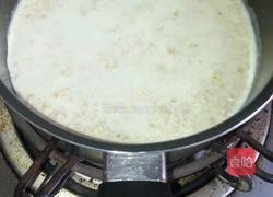 香蕉牛奶燕麦粥的做法图解3