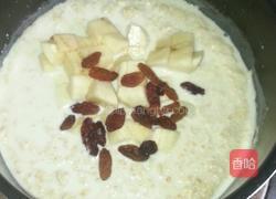 香蕉牛奶燕麦粥的做法图解4