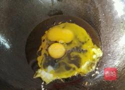 香肠蛋炒饭的做法图解2