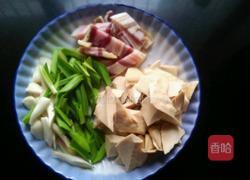 青蒜炒豆干的做法图解1