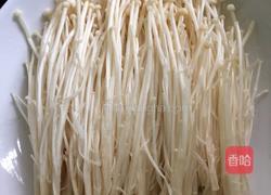 剁椒金针菇的做法图解1