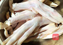 泡鸭脚的做法图解1