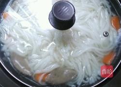 猪肝生菜河粉汤的做法图解4