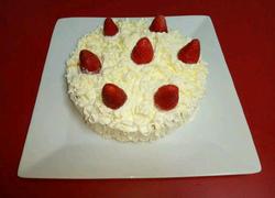 草莓生日蛋糕（戚风蛋糕）