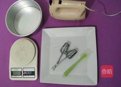 草莓生日蛋糕(戚风蛋糕)的做法图解1