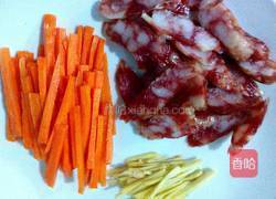 蒜苔炒腊肠的做法图解2
