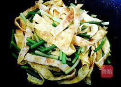 蒜苔炒蛋饼的做法图解9
