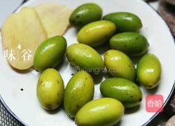 青橄榄猪肺汤的做法图解4