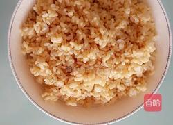 酱油炒饭的做法图解1