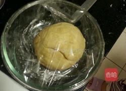 双拼牛肉奶酪芝士披萨的做法图解3